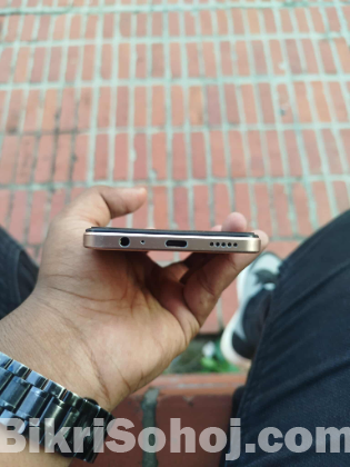 Vivo Y 17s